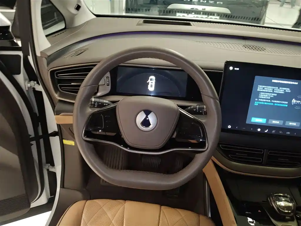 Denza D9 2022 DM-i 970 four-wheel drive flagship model купить на сайте DeffCars