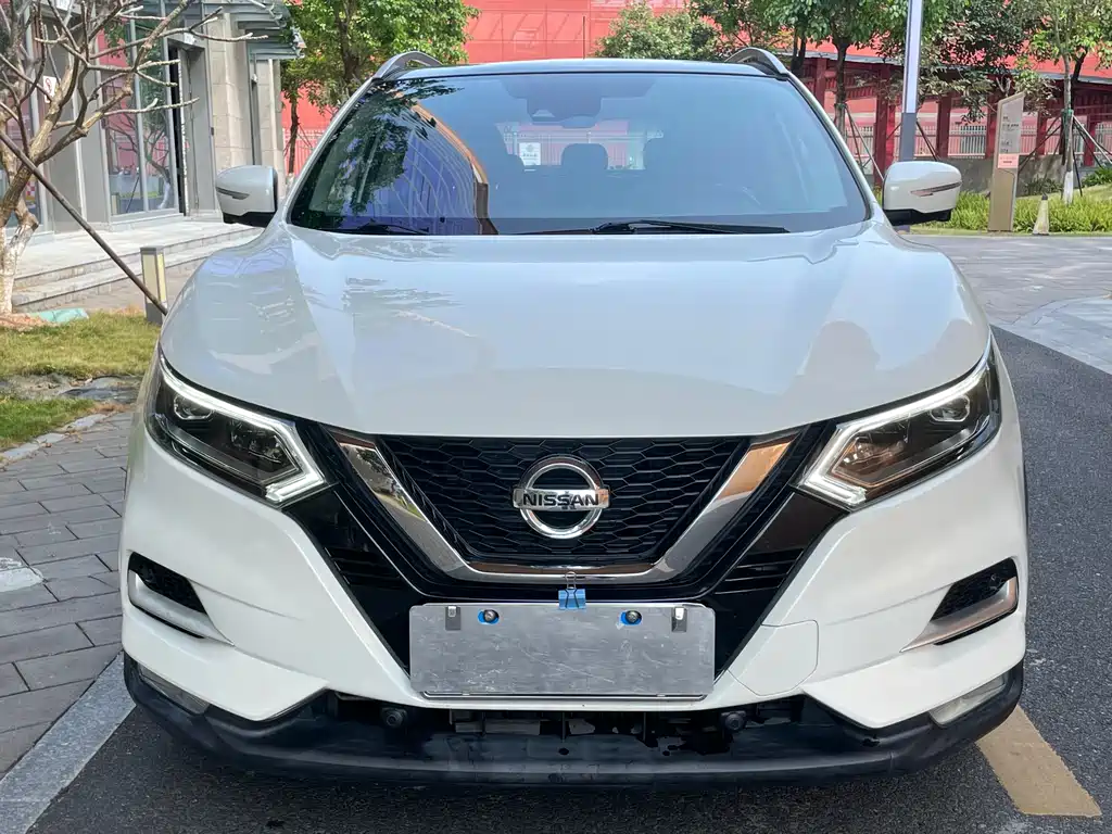 Qashqai 2019 2.0L CVT Deluxe Edition купить на сайте DeffCars