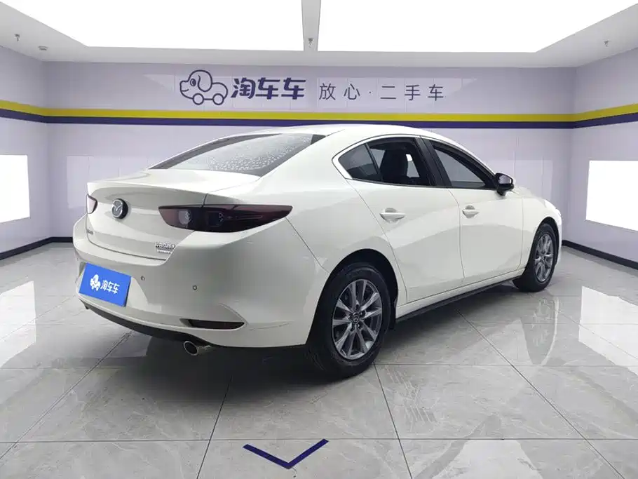 Mazda Axela 2021 1.5L Automatic Hyatt Edition купить на сайте DeffCars