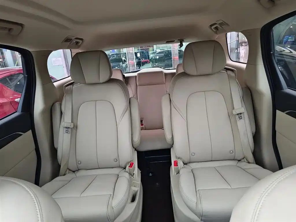Buick GL8 2022 ES Lu Zun 653T Exclusive Type купить на сайте DeffCars