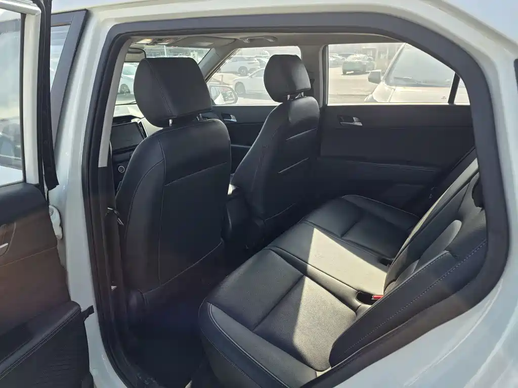 Beijing Hyundai ix25 2015 1.6L automatic two-wheel drive intelligent GLS купить на сайте DeffCars