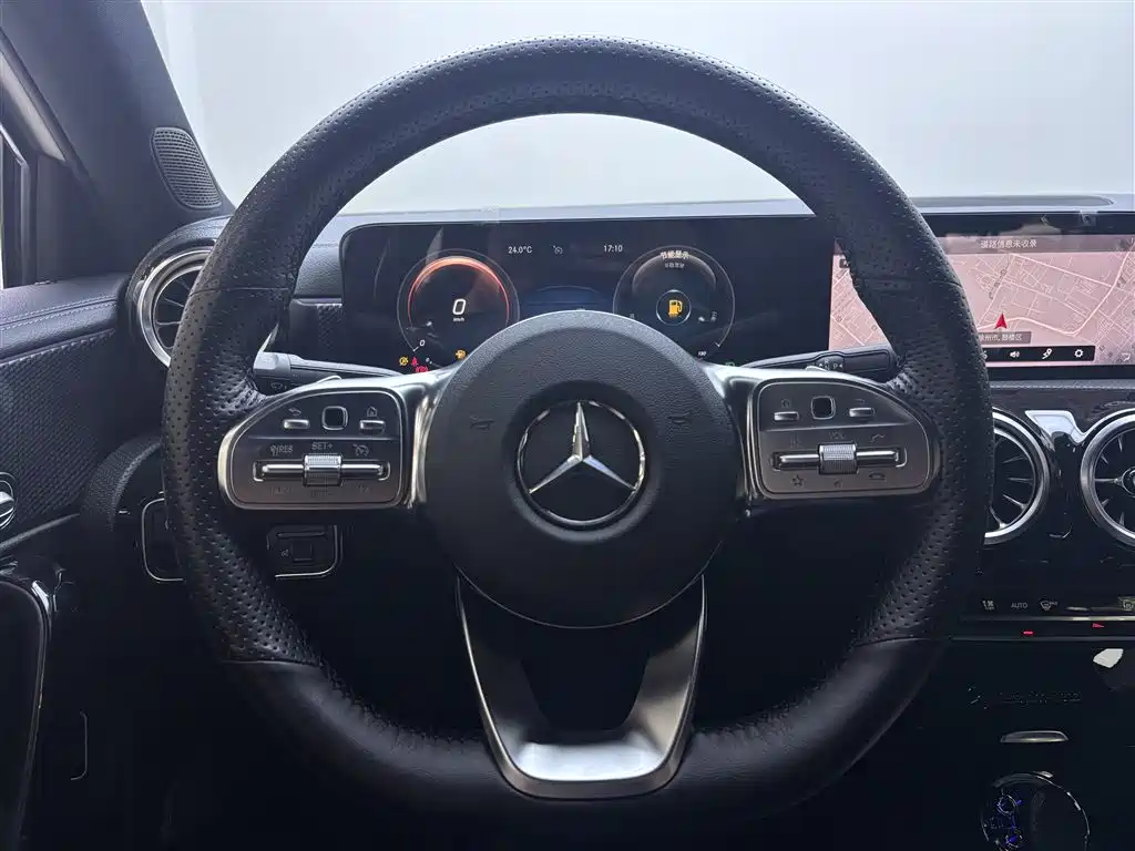 Mercedes-Benz A-Class 2021 A 200 L Sports Sedan Fashionable купить на сайте DeffCars