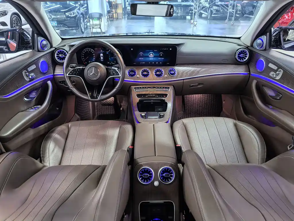 Mercedes-Benz E-Class 2023 E 300 L Luxury Model купить на сайте DeffCars