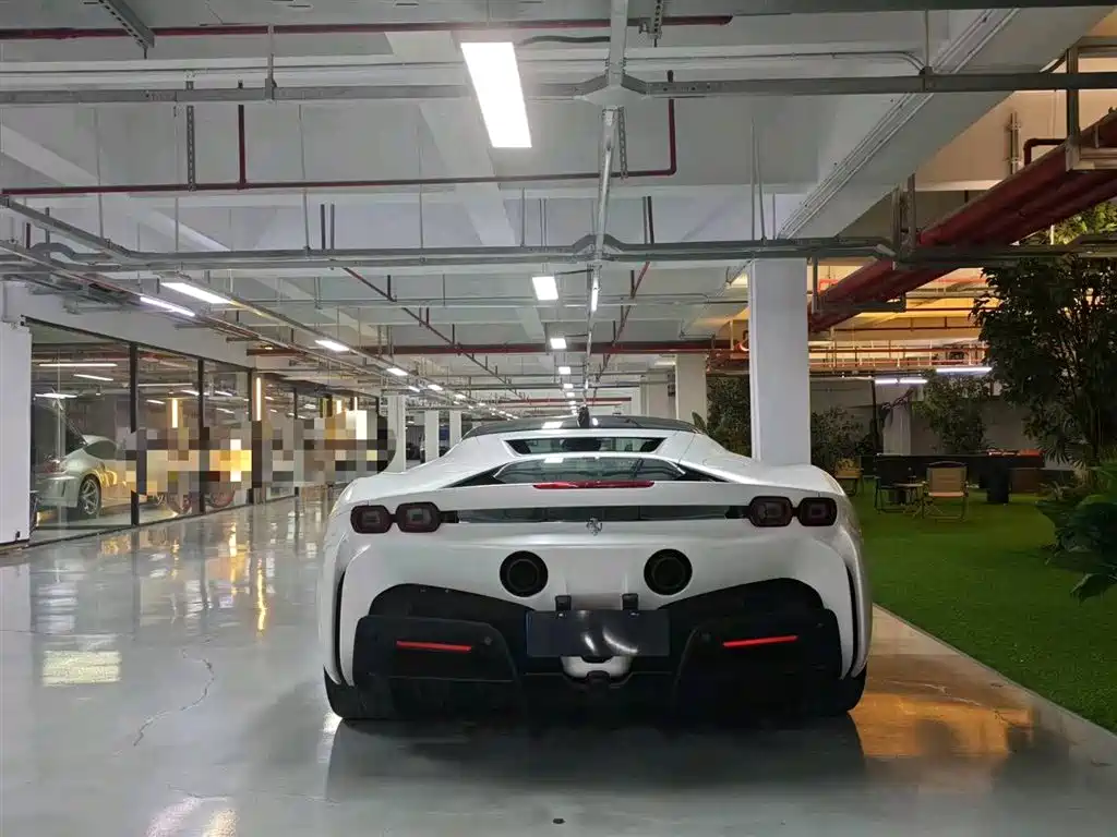 SF90 2020 3.9T V8 Stradale купить на сайте DeffCars