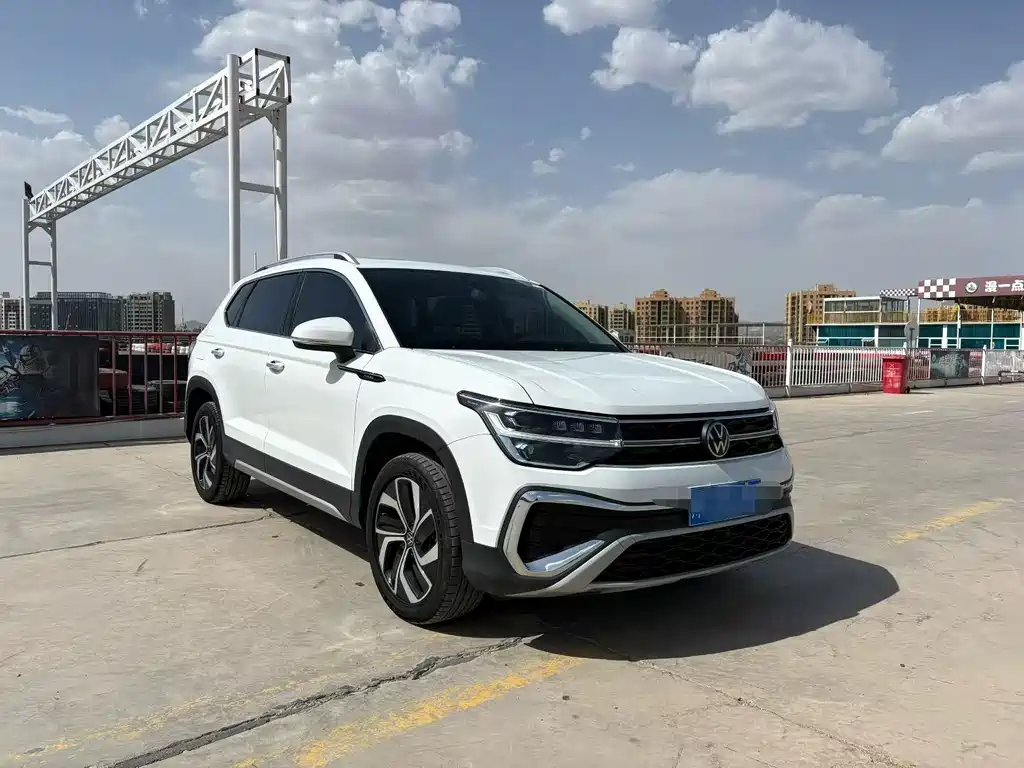 Tuyue 2024 300TSI two-wheel drive full moon version купить на сайте DeffCars