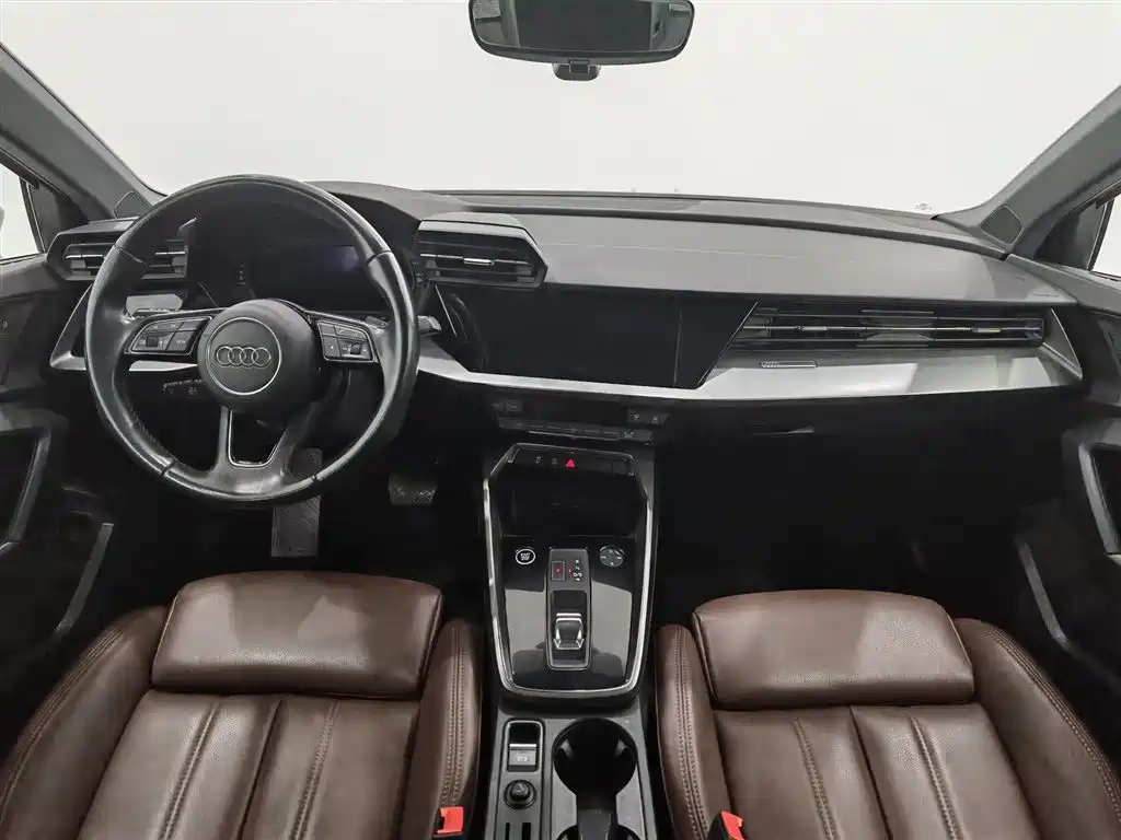 Audi A3 2022 Sportback 35 TFSI Enterprising and Elegant Model купить на сайте DeffCars