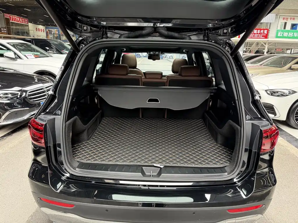 Mercedes-Benz GLB 2024 facelift GLB 220 dynamic version купить на сайте DeffCars