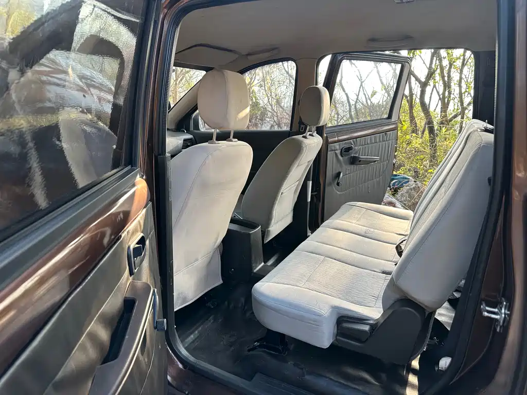Wuling Hongguang 2015 1.5L S basic model National V купить на сайте DeffCars