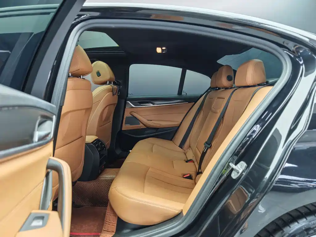 BMW 5 Series Imported 2021 530i M Sports Package купить на сайте DeffCars