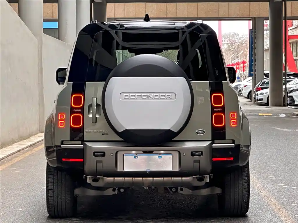 Land Rover Defender 2023 facelift 110 3.0T P400 X-DYNAMIC HSE купить на сайте DeffCars