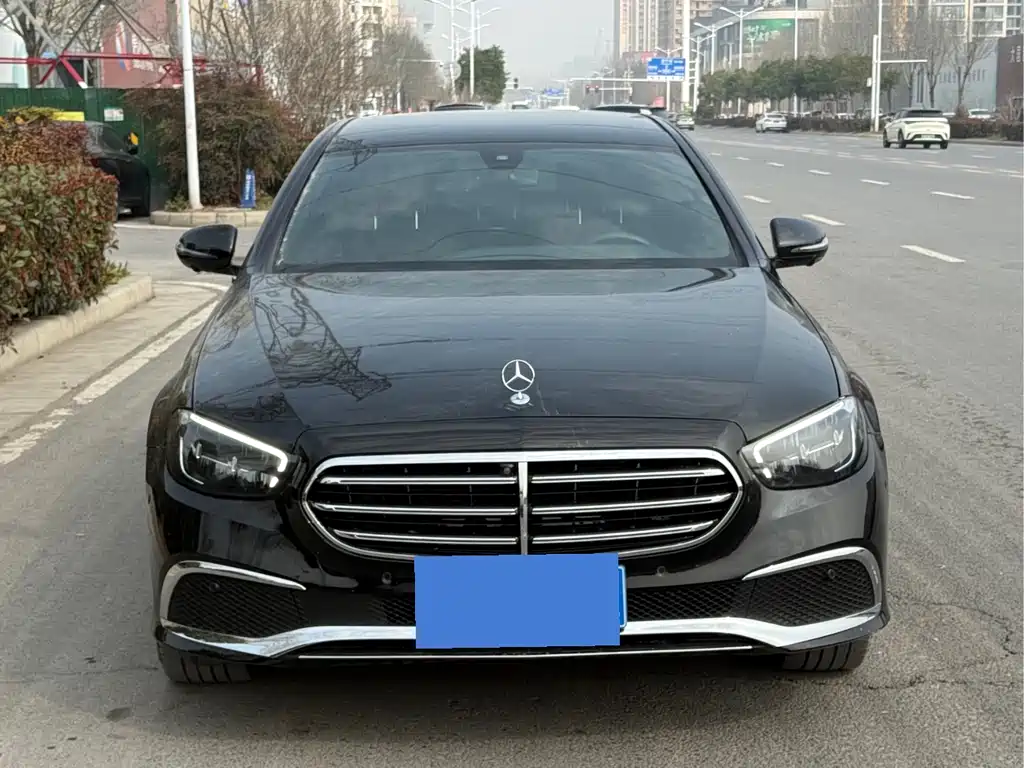 Mercedes-Benz E-Class 2023 E 300 L Luxury Model купить на сайте DeffCars