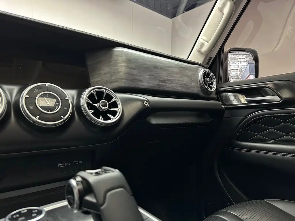 Tank 300 2021 Off-Road Version 2.0T Conqueror купить на сайте DeffCars