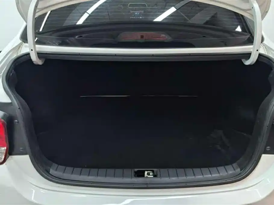 Rena 2020 1.4L manual GL refreshed version купить на сайте DeffCars