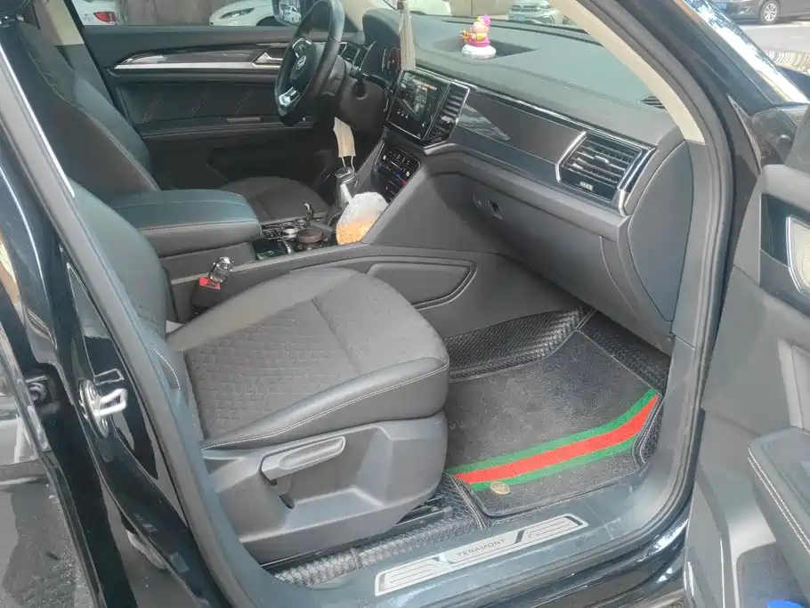 Touron 2019 Touron X 380TSI four-wheel drive luxury version купить на сайте DeffCars