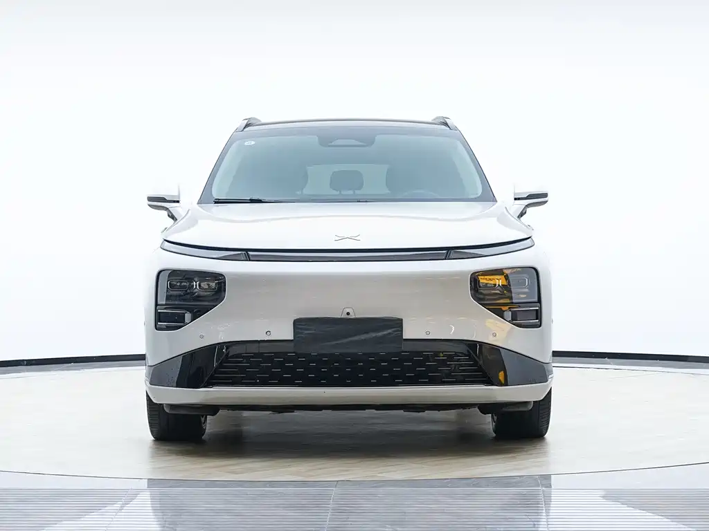 Xpeng G9 2024 570 Max купить на сайте DeffCars