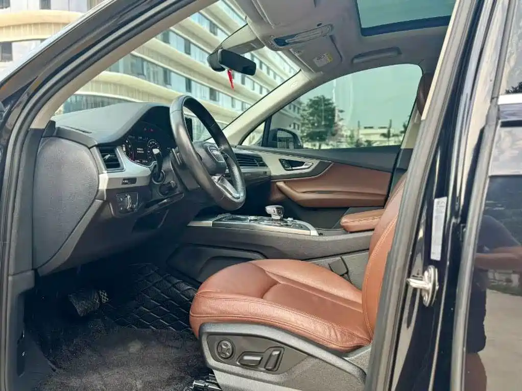 Audi Q7 2018 40 TFSI comfort type купить на сайте DeffCars