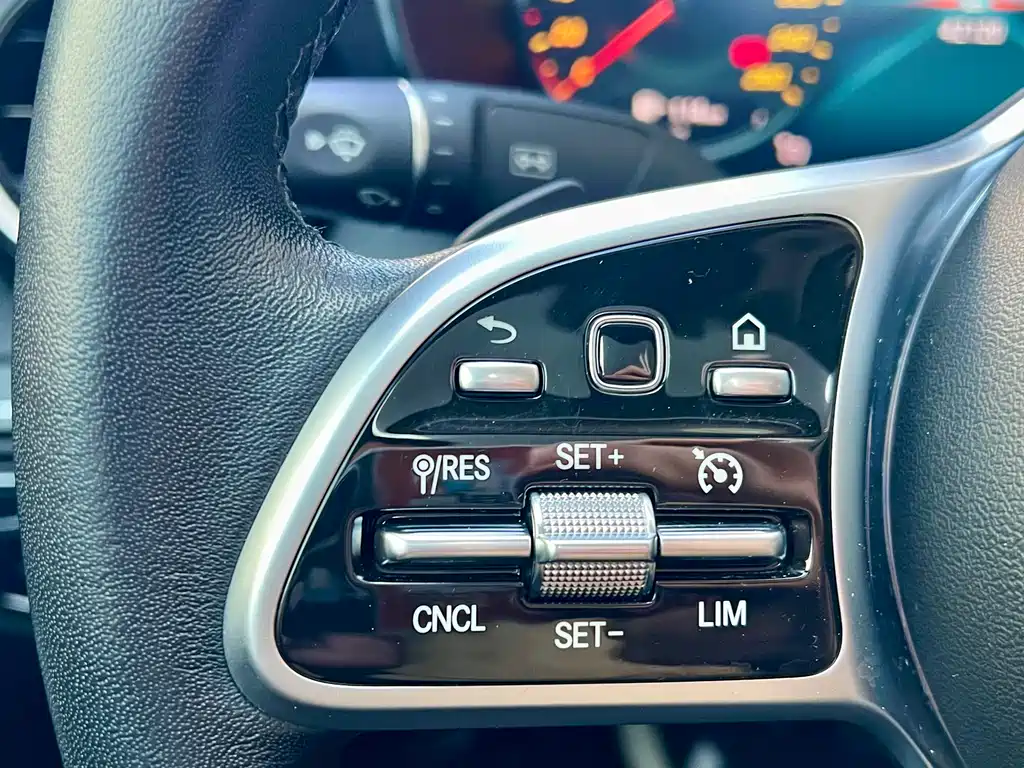 Mercedes-Benz C-Class 2019 facelift C 260 L sports version купить на сайте DeffCars