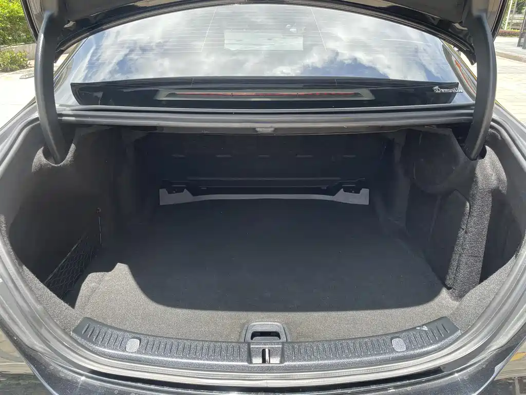 Mercedes-Benz E-Class 2021 E 300 L Fashion Model купить на сайте DeffCars