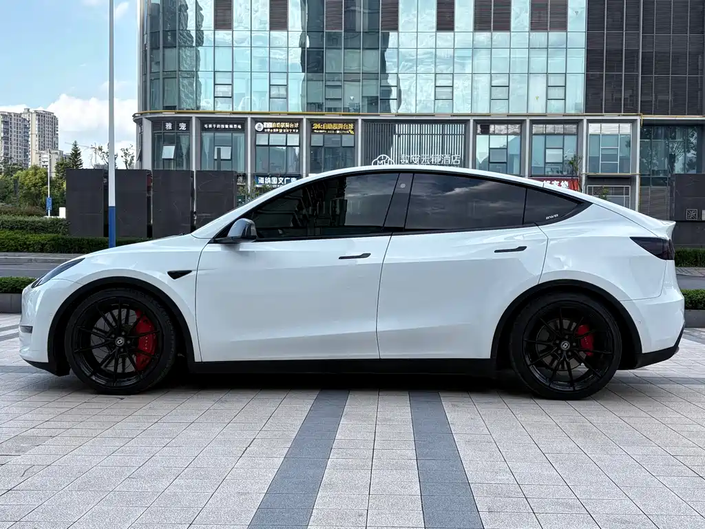Model Y 2022 Performance high-performance all-wheel drive version купить на сайте DeffCars