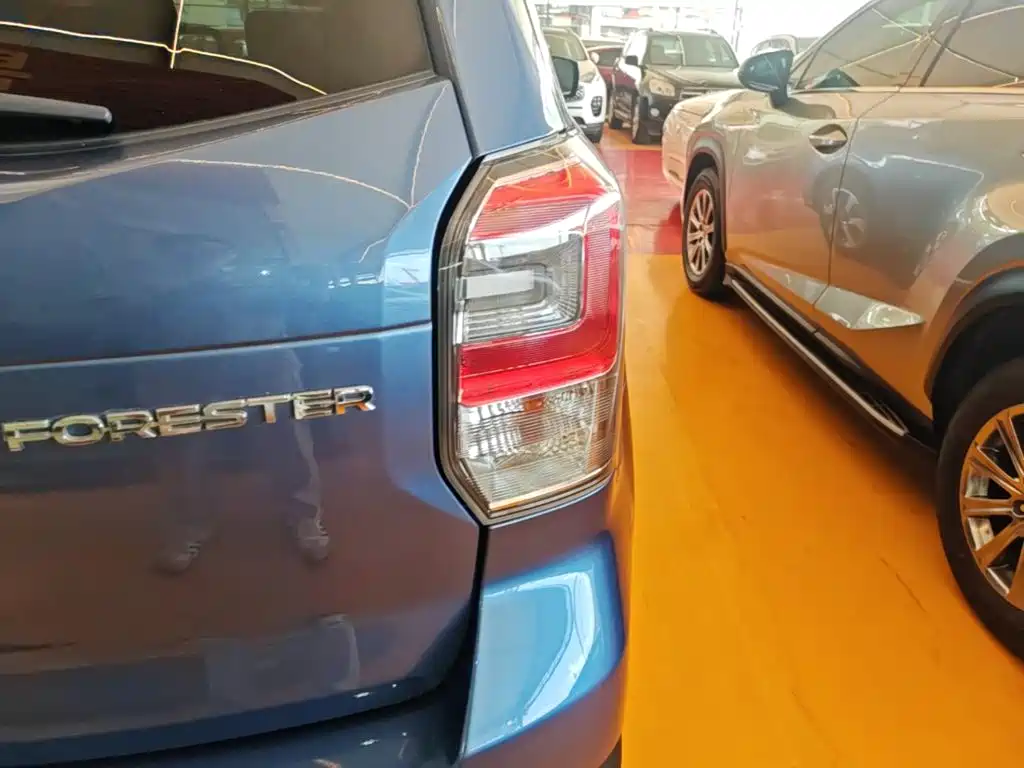 Forester 2016 2.0i Deluxe Navigation Edition купить на сайте DeffCars