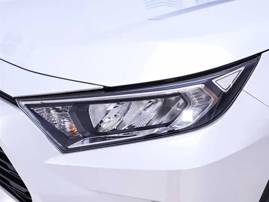 RAV4 Rongfang 2021 2.0L CVT two-wheel drive fashion PLUS version купить на сайте DeffCars