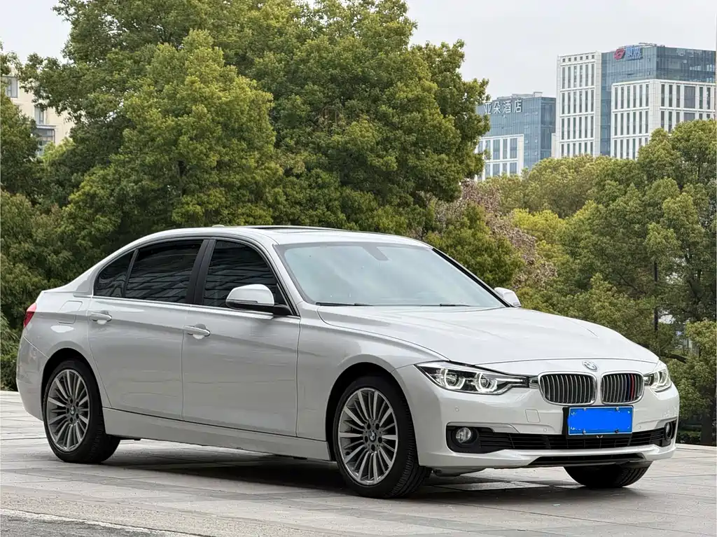 BMW 3 Series 2019 320Li Fashion Model купить на сайте DeffCars