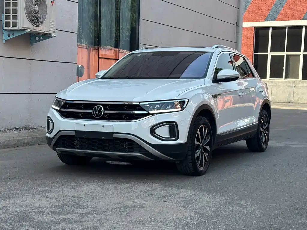 T-ROC 2023 280TSI DSG two-wheel drive time version купить на сайте DeffCars
