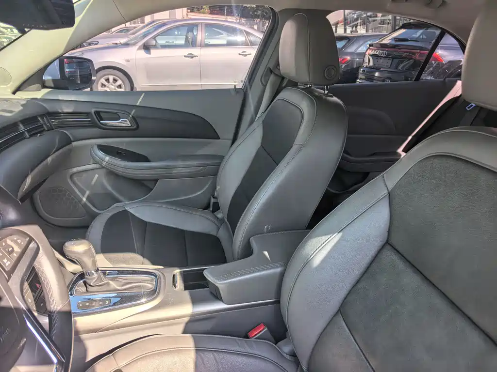 Malibu 2013 2.0L automatic luxury version купить на сайте DeffCars