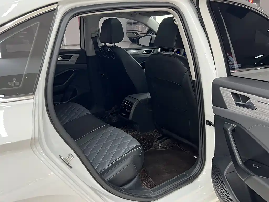 Sagitar 2023 300TSI DSG Super Edition купить на сайте DeffCars