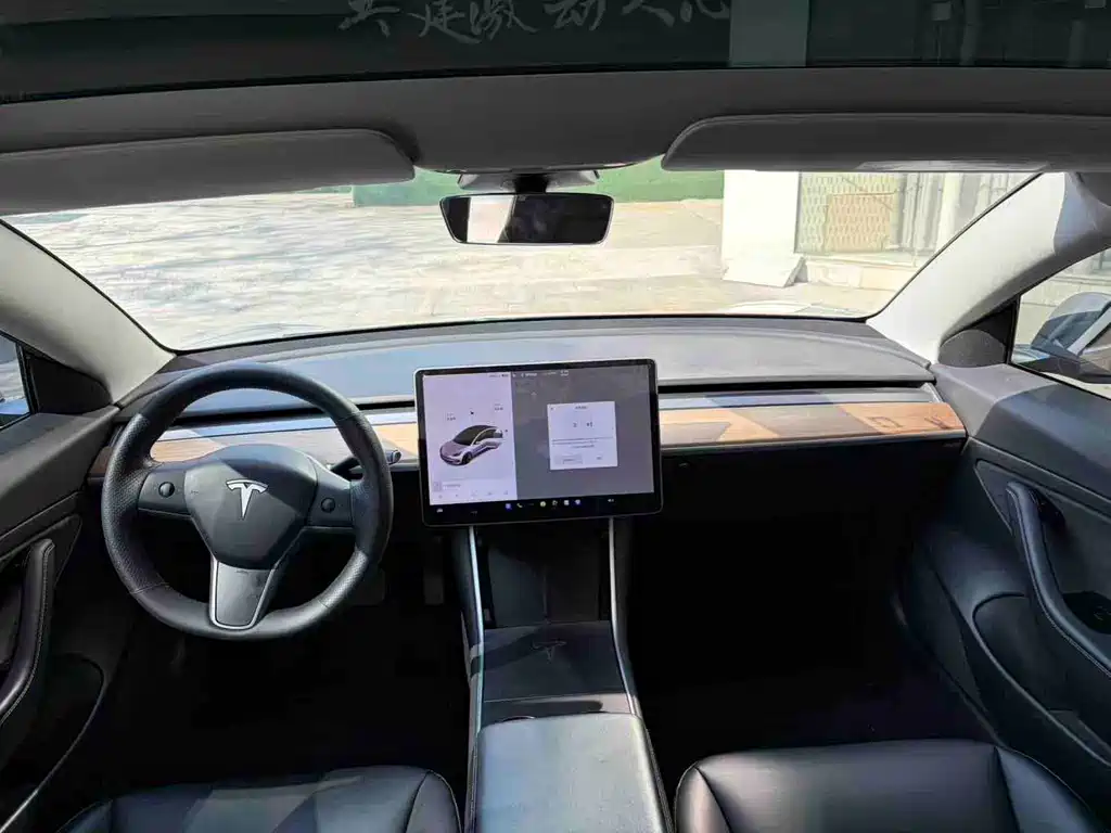 Model 3 2019 standard range rear drive upgraded version купить на сайте DeffCars