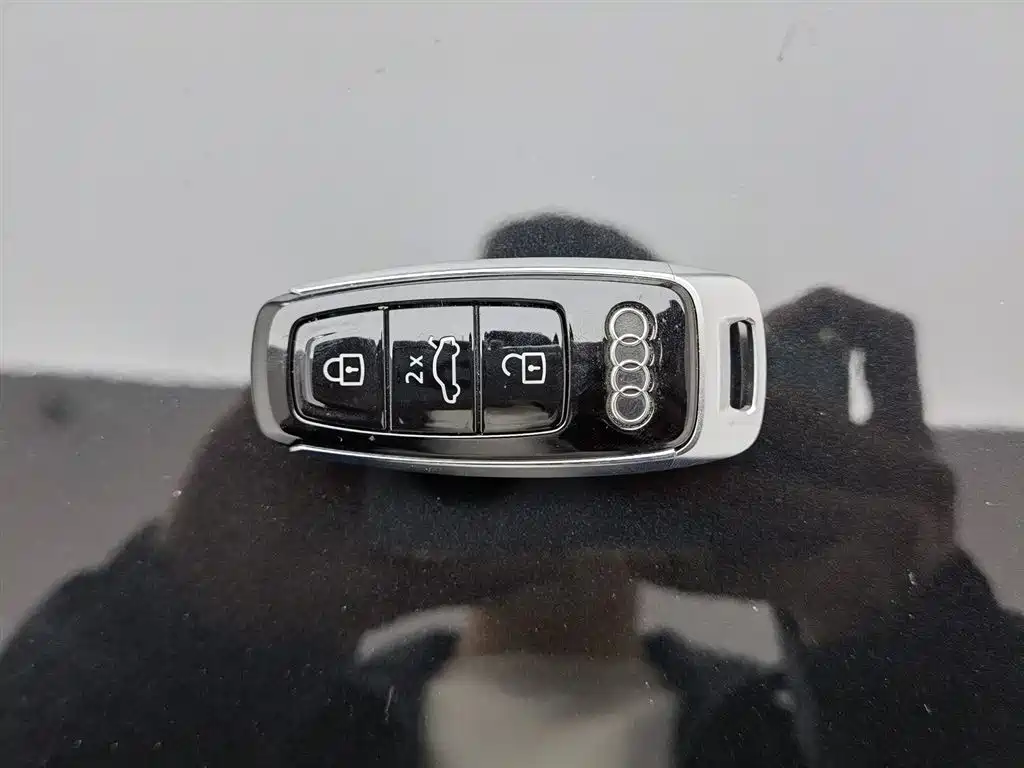 Audi A6L 2024 45 TFSI quattro premium dynamic model купить на сайте DeffCars