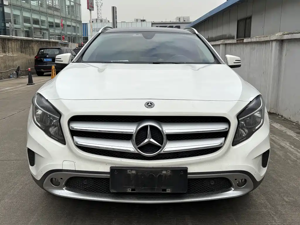 Mercedes-Benz GLA 2017 GLA 200 Dynamic купить на сайте DeffCars