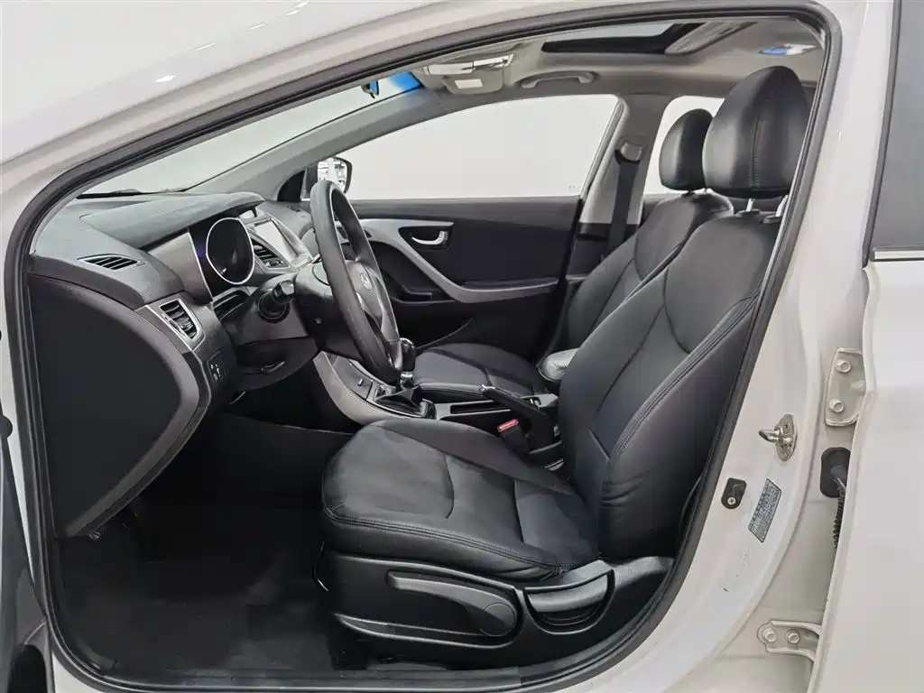 Langdong 2016 1.6L manual premium model купить на сайте DeffCars