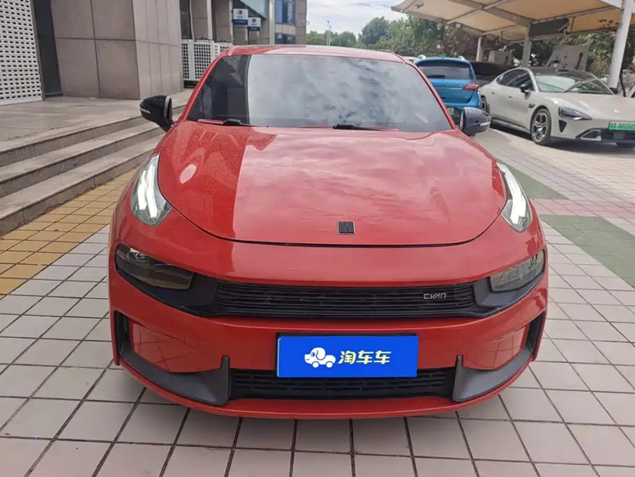 Lynk & Co 03 2019 1.5TD DCT Powerful Edition National VI купить на сайте DeffCars