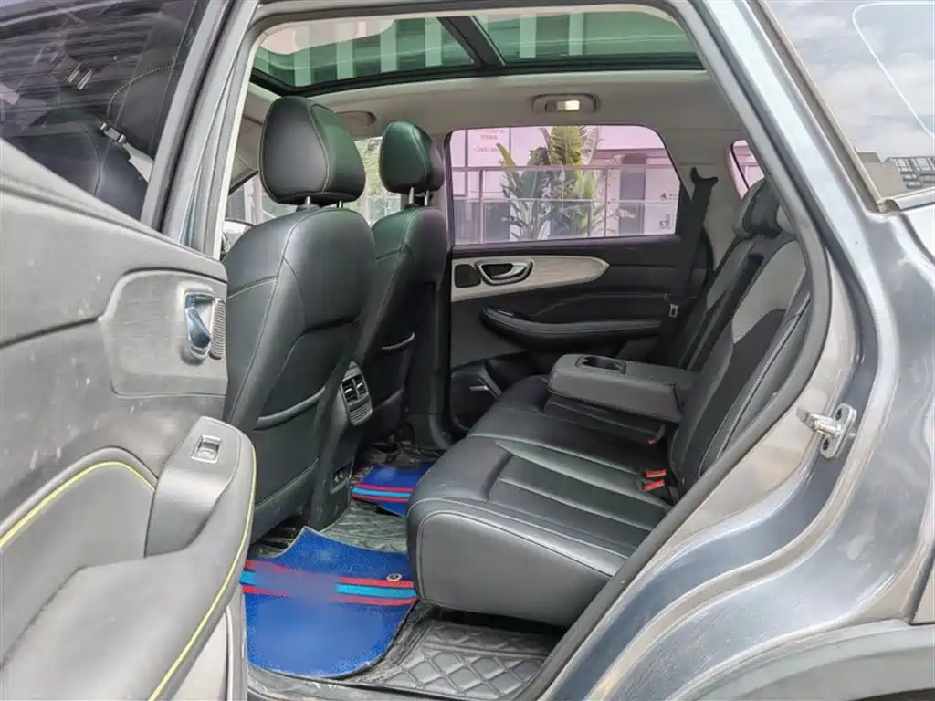 Roewe RX5 2020 PLUS 300TGI Automatic Ali Guochao Ronglin Edition купить на сайте DeffCars