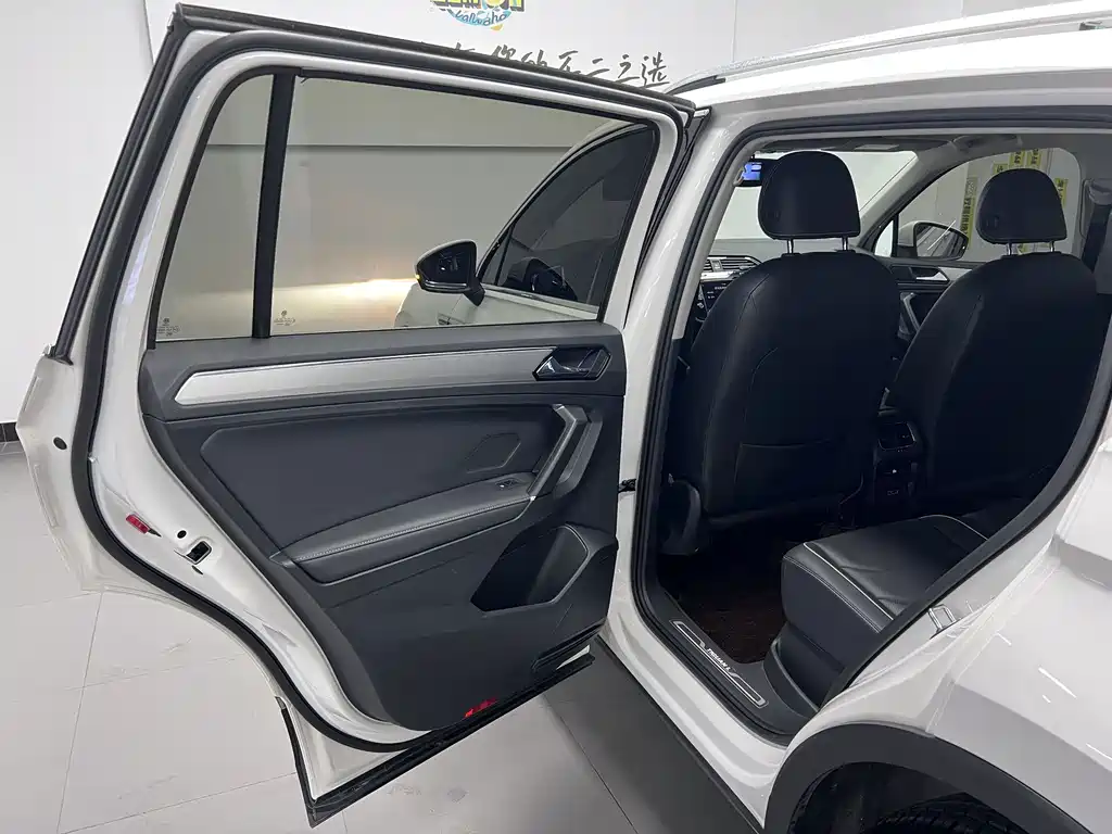 Tiguan L 2018 330TSI automatic two-wheel drive flagship version купить на сайте DeffCars