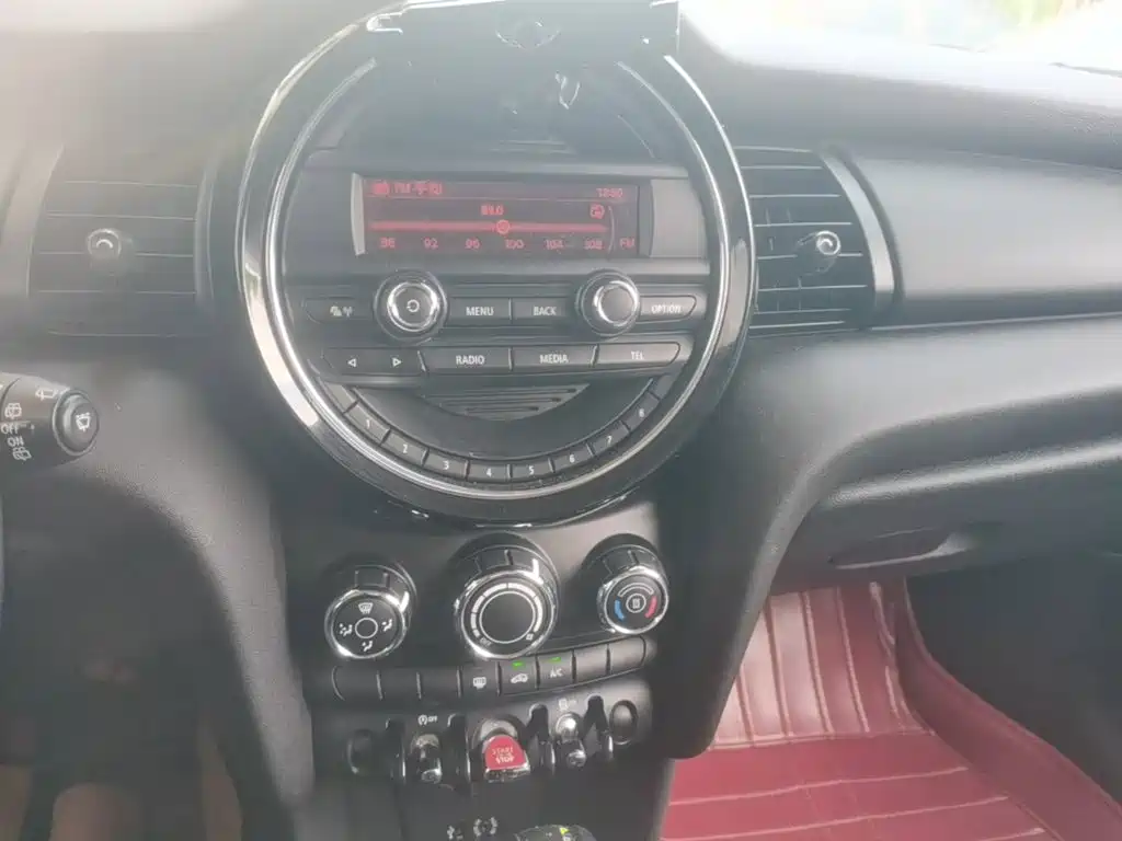 MINI 2014 1.2T ONE купить на сайте DeffCars