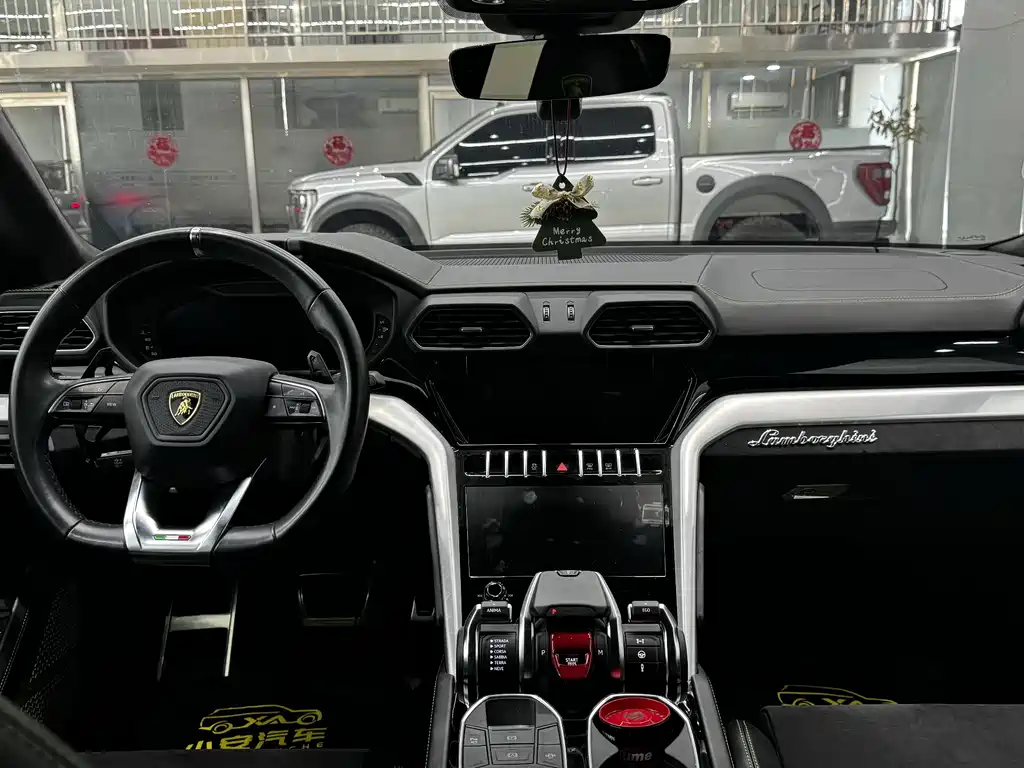 Urus 2021 4.0T V8 купить на сайте DeffCars