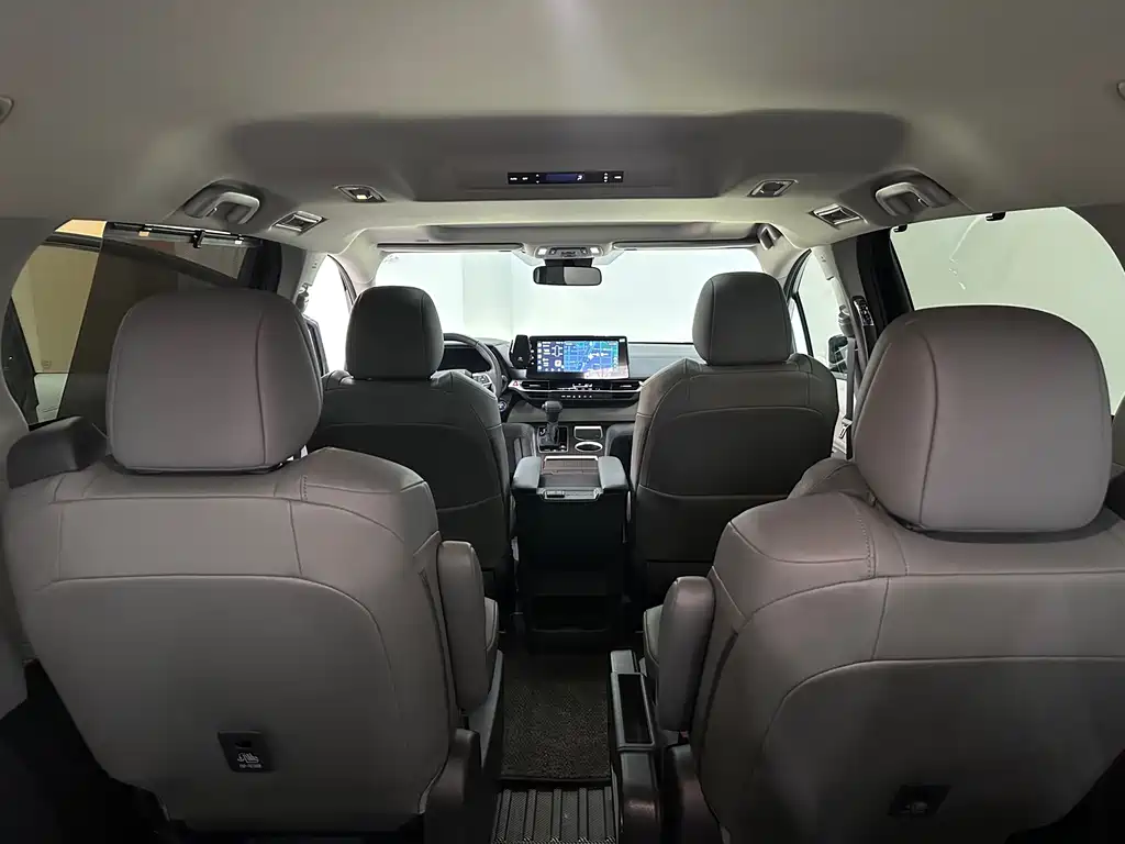 Grevia 2023 2.5L Hybrid Comfort Edition купить на сайте DeffCars