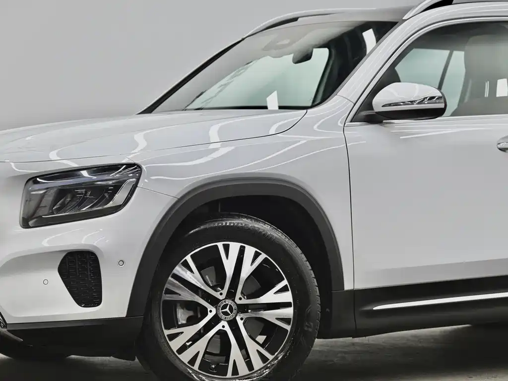 Mercedes-Benz GLB 2024 GLB 220 Dynamic купить на сайте DeffCars