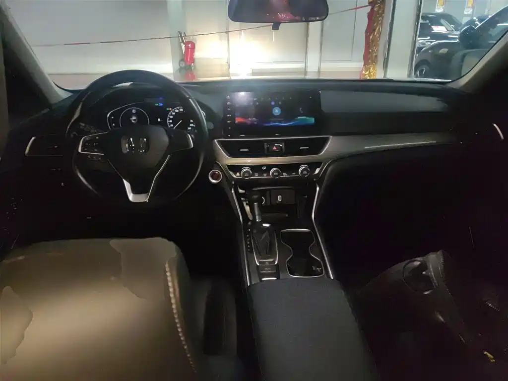 Accord 2022 260TURBO Deluxe Edition купить на сайте DeffCars