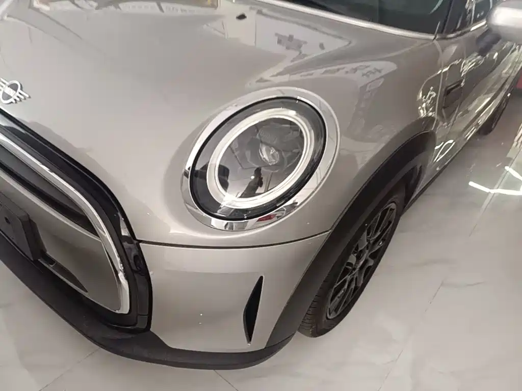 MINI 2023 1.5T ONE купить на сайте DeffCars