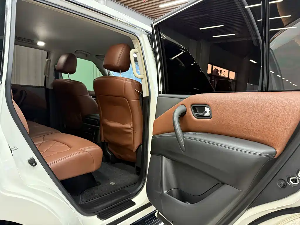 Patrol 2018 4.0L LinkedIn model купить на сайте DeffCars