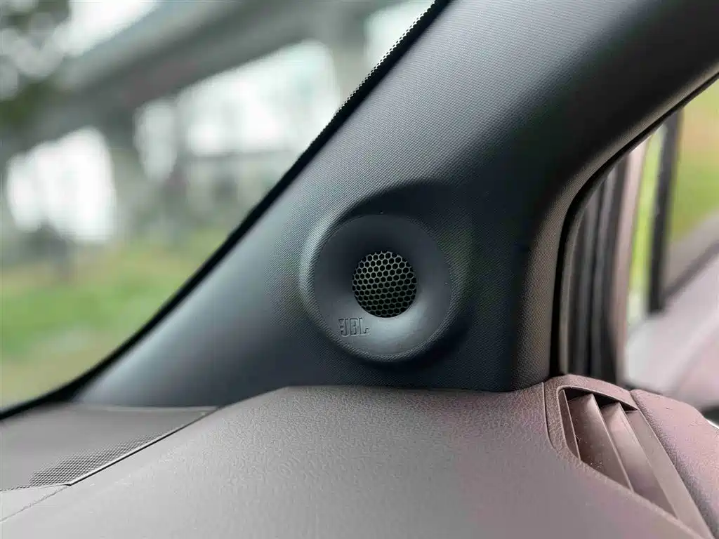 SIENNA 2021 2.5L Hybrid Platinum Edition купить на сайте DeffCars