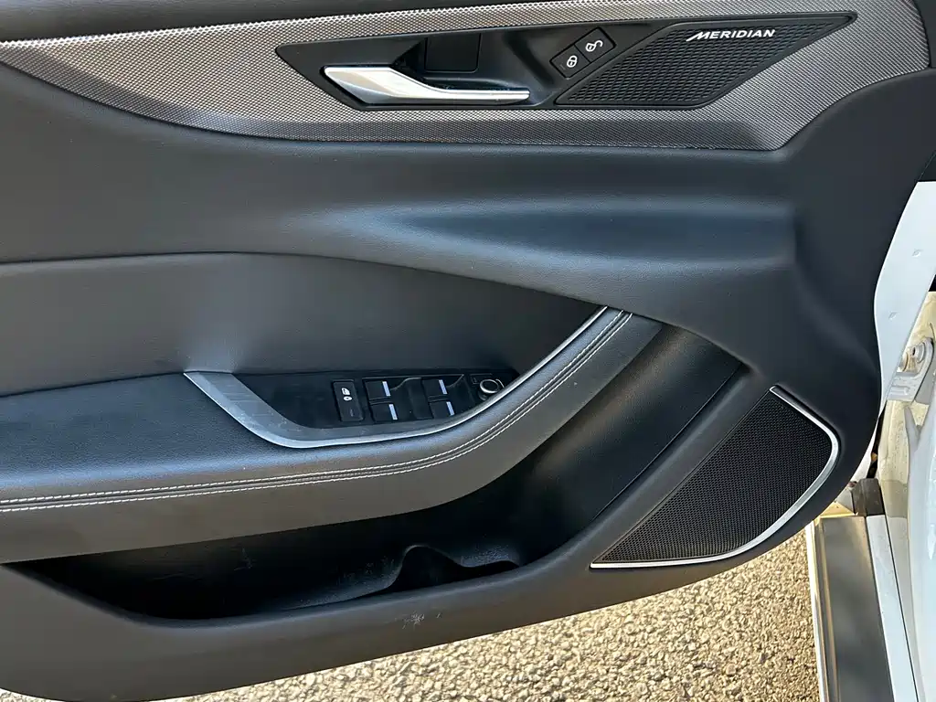 Jaguar XEL 2020 2.0T 200PS R-DYNAMIC S Enterprising Sport Edition купить на сайте DeffCars