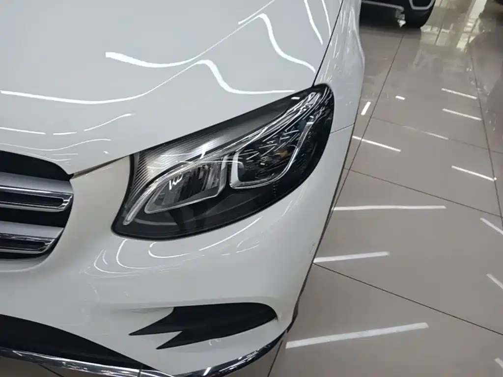 Mercedes GLC 2017 260 4MATIC Dynamic купить на сайте DeffCars