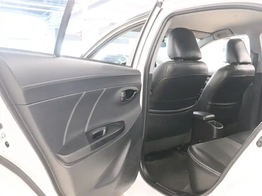 YARiS L 2020 1.5L CVT leading version купить на сайте DeffCars