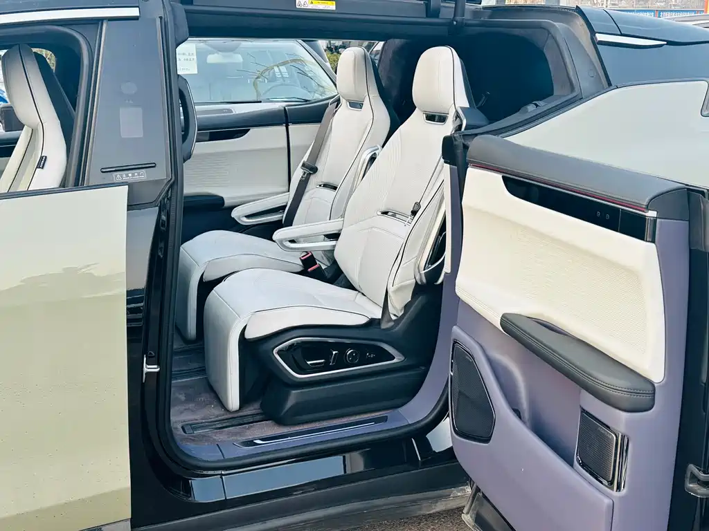 Gaohe HiPhi X 2021 flagship version 6 seats купить на сайте DeffCars