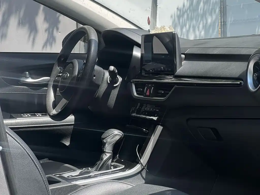 Kia K3 2019 1.5L CVT Smart Internet Edition купить на сайте DeffCars