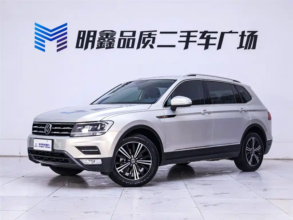 Tiguan L 2020 330TSI automatic two-wheel drive panoramic comfort version National VI купить на сайте DeffCars